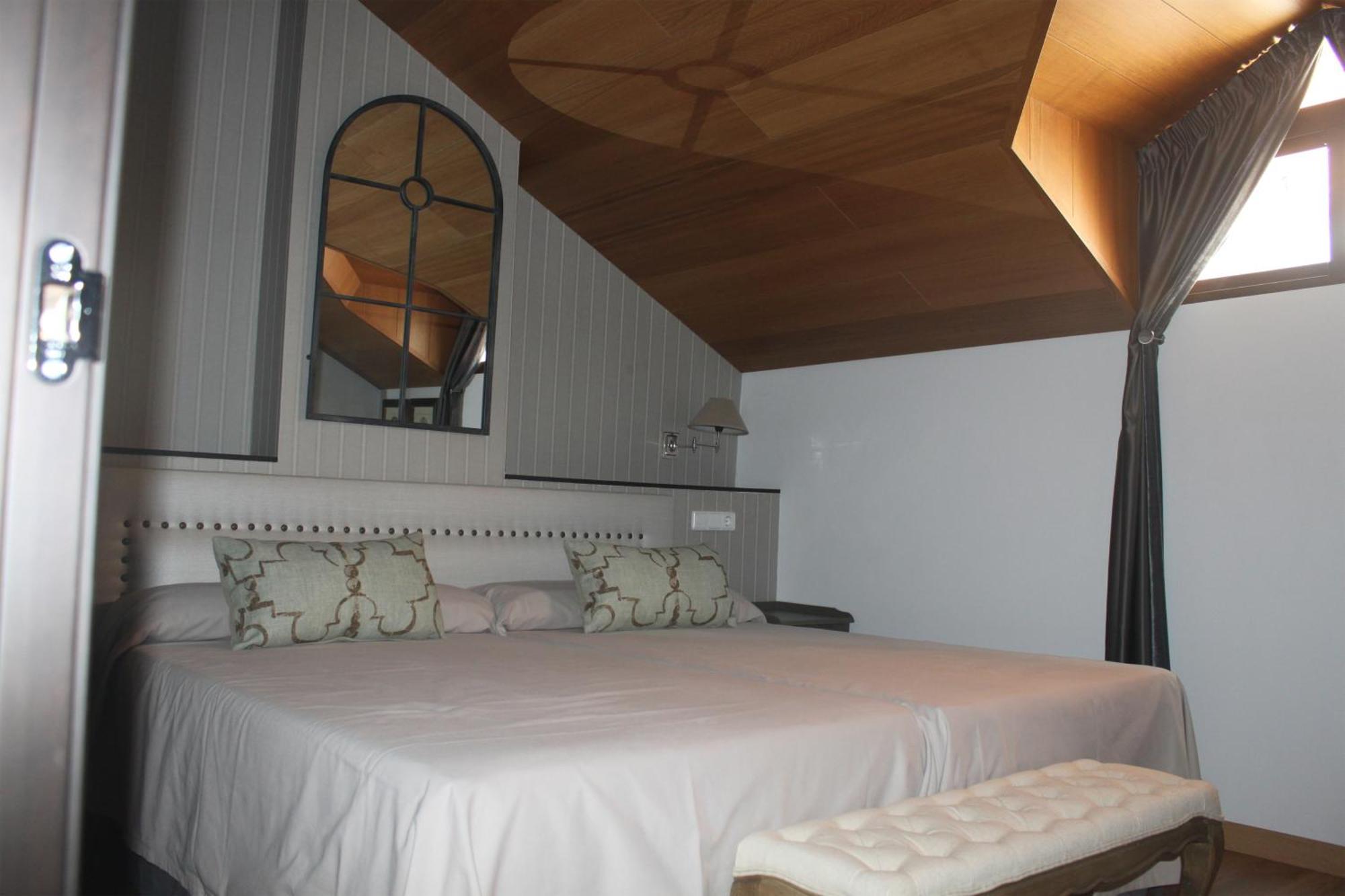 Hotel Villa Maria Cabra Zewnętrze zdjęcie